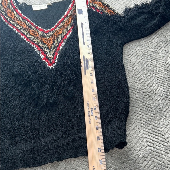 FRENCH RAGS NUBBY RAYON SWEATER SIZE SMALL FRINGE EMBROIDERED VINTAGE - Picture 9 of 11